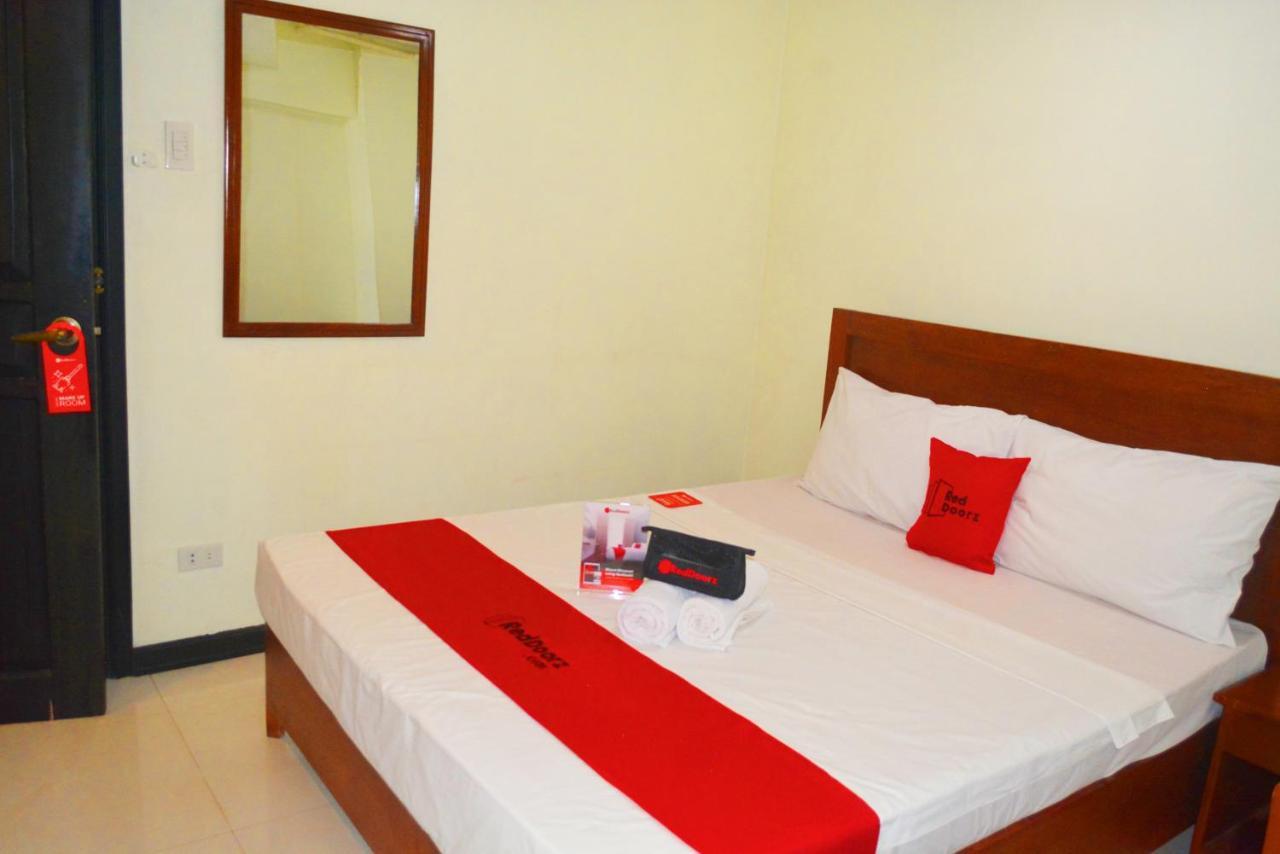 Reddoorz Near Sm Puerto Princesa Bagian luar foto